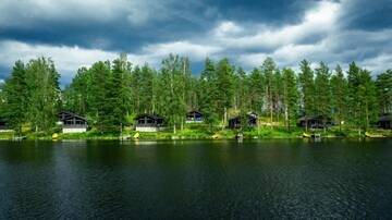 Фото номера Вилла с 2 спальнями Курортные отели Wellbeing365 Resort Mannilanniemi г. Пуумала 44